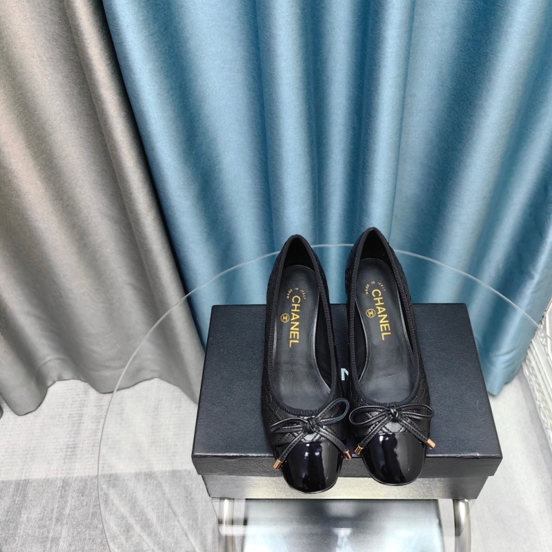 Ch*el high heels